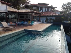 Alberca al aire libre