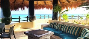 Terrace/patio - Winner of Top 25 in All Of Mexico- Oceanfront - DIRECT VIEW PH - 3/3 Beach Club  (Playa del Carmen)