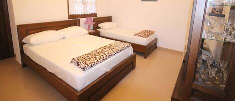 公寓, 2 間臥室 | 2 間睡房、書桌、隔音、熨斗/熨衫板