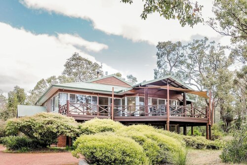 The Nest Tranquil Bush Retreat near Dunsborough