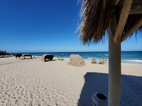  just steps to beach & golf & pool & Waterway, Beach Resort Villa,  2 br / 2 ba,