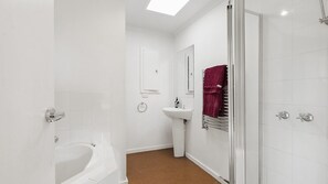 Douche, articles de toilette (gratuits)