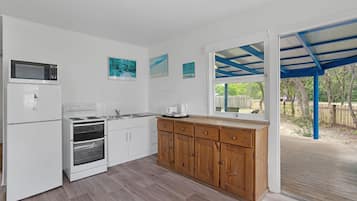 Frigorifero, seggiolone