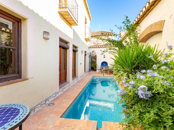 Pool - Beautiful Andalusian House with barbecue pool (Pinos del Valle)