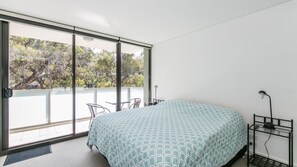 3 bedrooms, Internet, bed sheets