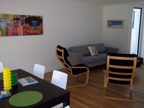 TV - Modern Beach Townhouse, Jan Juc (Jan Juc)