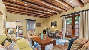 TV, fireplace, stereo - Casa Verano | Cozy Eastside Adobe Retreat (Santa Fe)