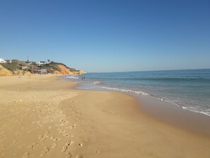 Beach nearby - 2 Bedrooms, Beach at 300m, Parking (Albufeira)