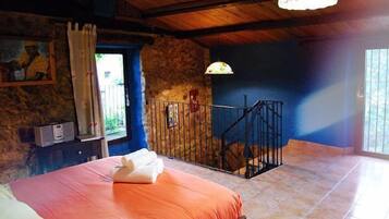 1 bedroom, internet, bed sheets