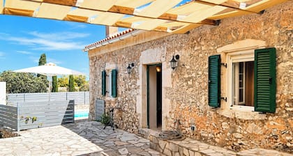Villa Dimitra 1768 - Private Pool - 2 BR - 5 guets Markantonata - Fiskardo