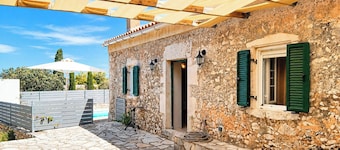 Villa Dimitra 1768 - Private Pool - 2 BR - 5 guets Markantonata - Fiskardo