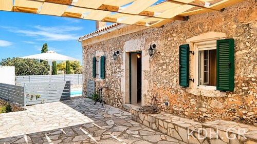 Villa Dimitra 1768 - Private Pool - 2 BR - 5 guets Markantonata - Fiskardo