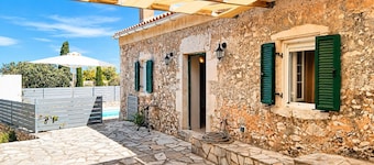 Villa Dimitra 1768 - Private Pool - 2 BR - 5 guets Markantonata - Fiskardo