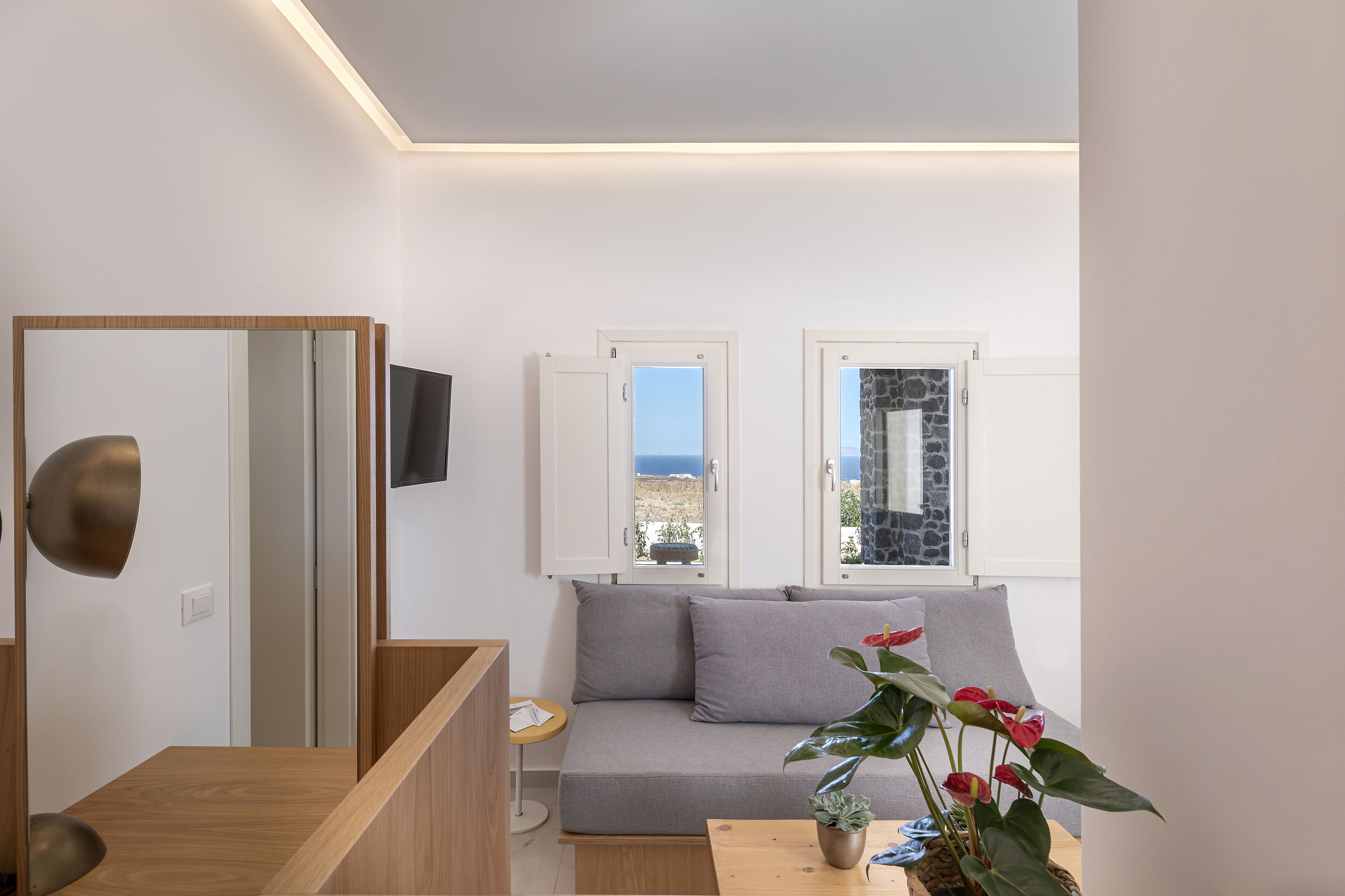 sunset suite with heated plunge pool | living area | smart tv