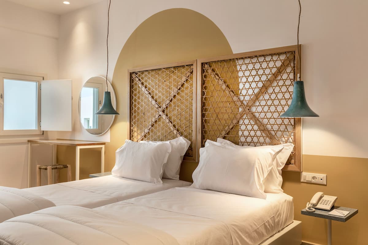Double Room, Sea View (Pool Front) | 1 bedroom, minibar, in-room safe, desk