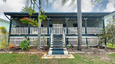 Scott's Retreat - Burrum Heads- Close to Beach- 4BR- Aircon