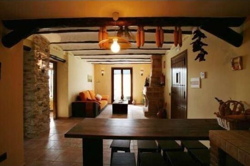 Los Pedregales house for 4-6 people. Las Torcas Apartment