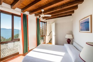 2 Schlafzimmer, Zimmersafe, Bügeleisen/Bügelbrett, Reisekinderbett