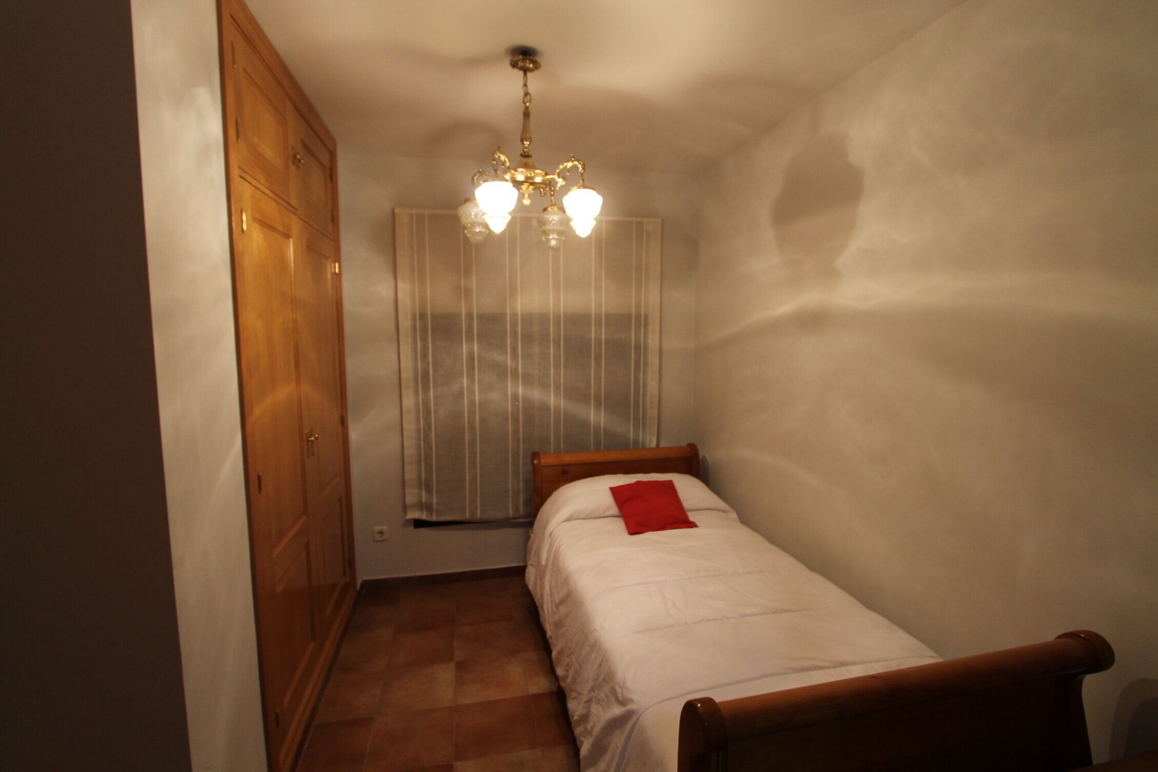 Finca Casa Rural Victoria near Madrid and Warner Park. Max Capacity 24