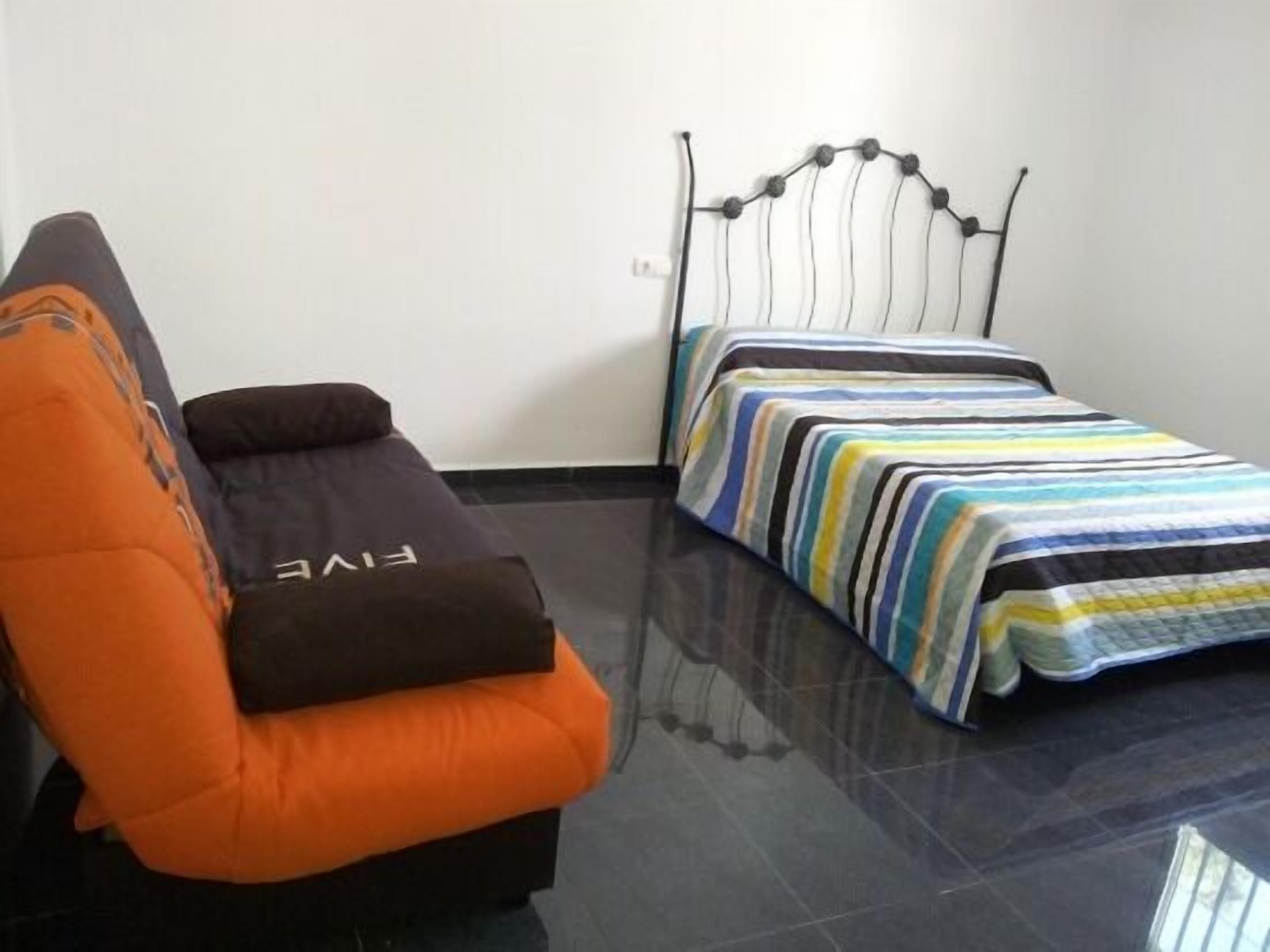 Self catering La Hacienda de los Estacares for 10 people