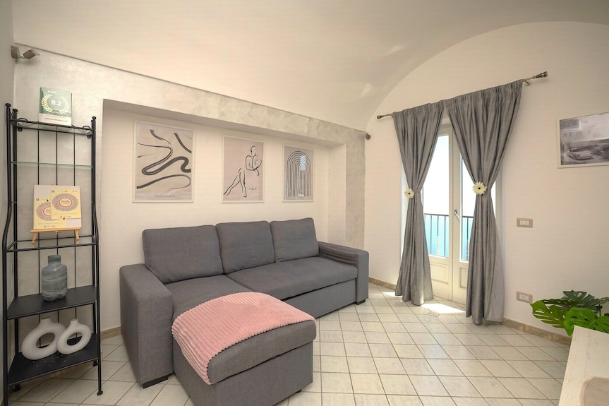 Amalfi-coastal Pearl, Calmwave And Parking-sweet Life For Two At Sunset! - Amalfi