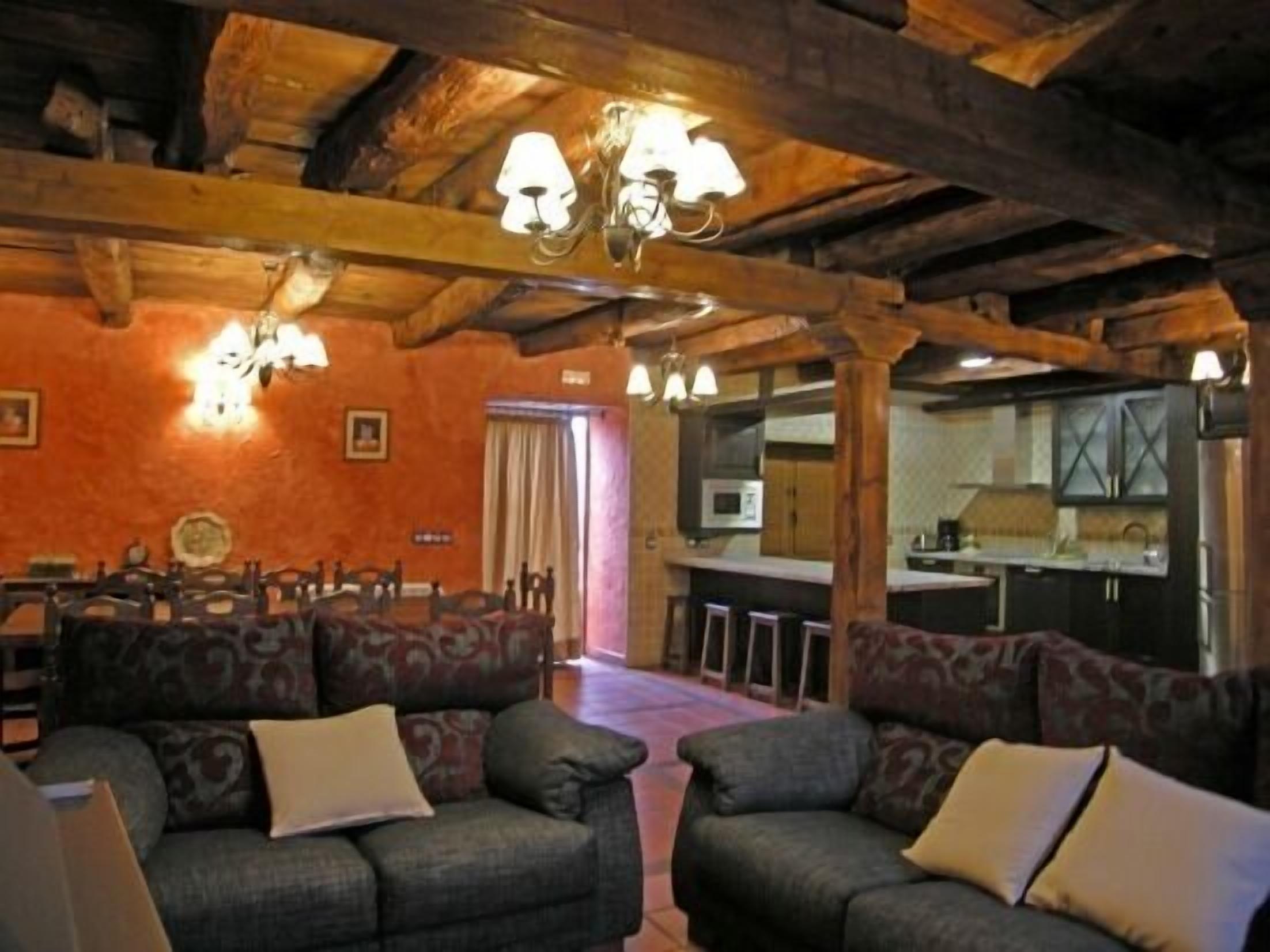 Cottage (full rental) Senda del Alba, Up to 11 people