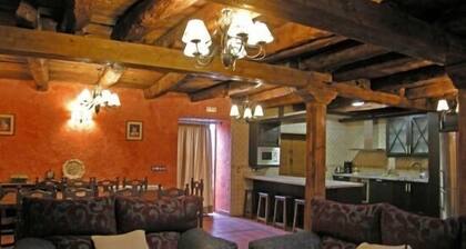 Cottage (full rental) Senda del Alba, Up to 11 people