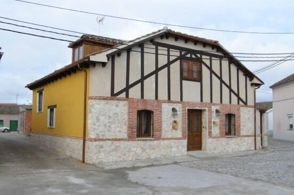 Cottage (full rental) Senda del Alba, Up to 11 people