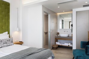 6 bedrooms, iron/ironing board, travel cot, Internet - Fotinari Villa II -High quality above a cozy beach (Rethymno)
