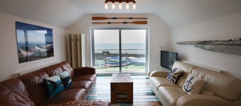 Beautiful Seafront Beach House