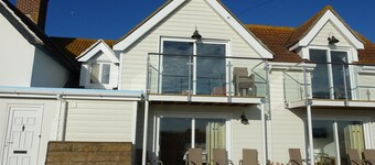 Beautiful Seafront Beach House