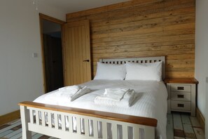 3 habitaciones, wifi y ropa de cama