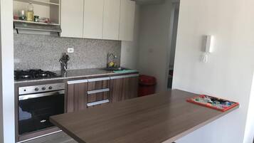 Fridge, oven, blender, coffee grinder