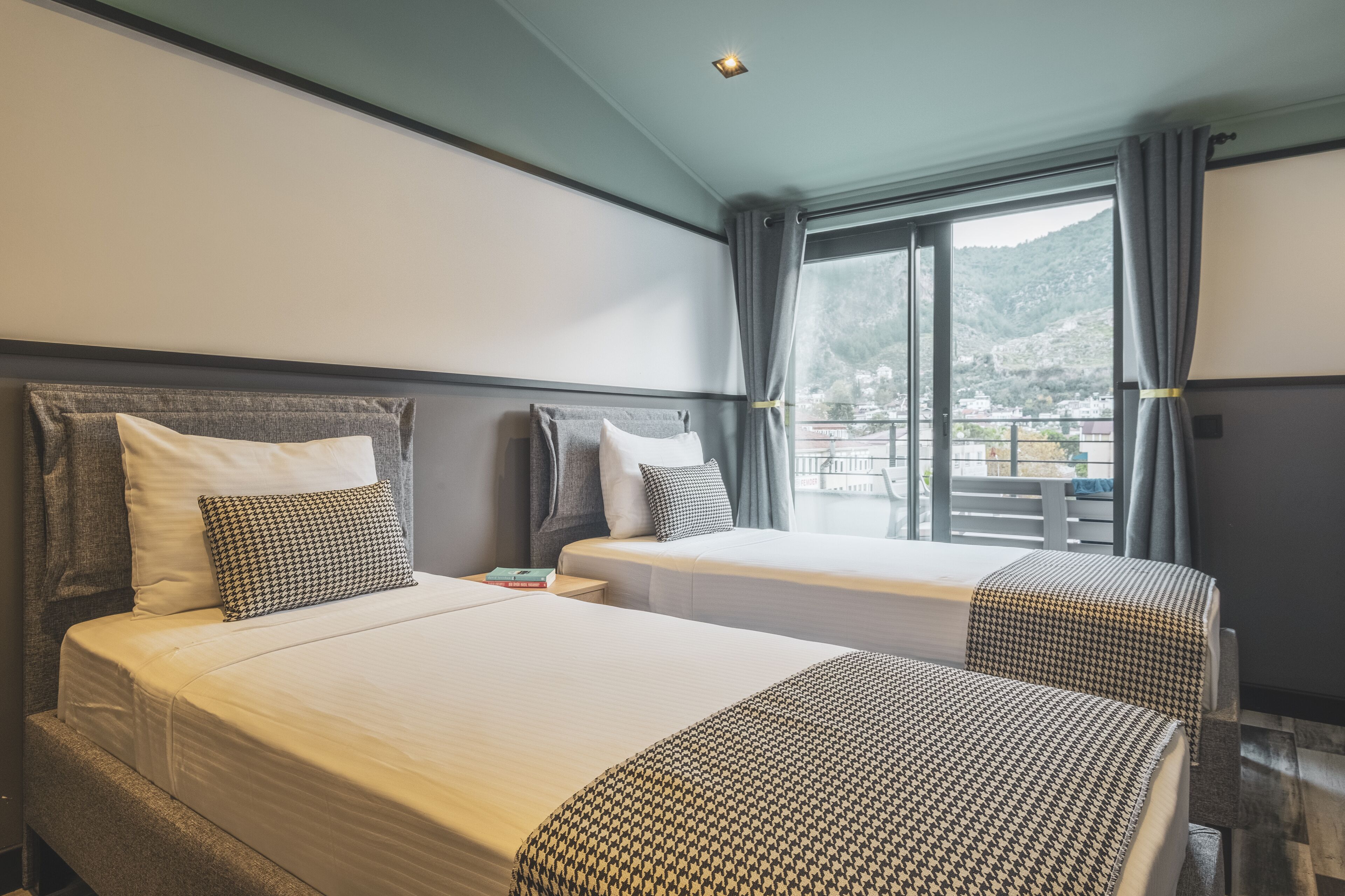 family room, terrace, sea view | minibar, in-room safe, soundproofing, free wifi