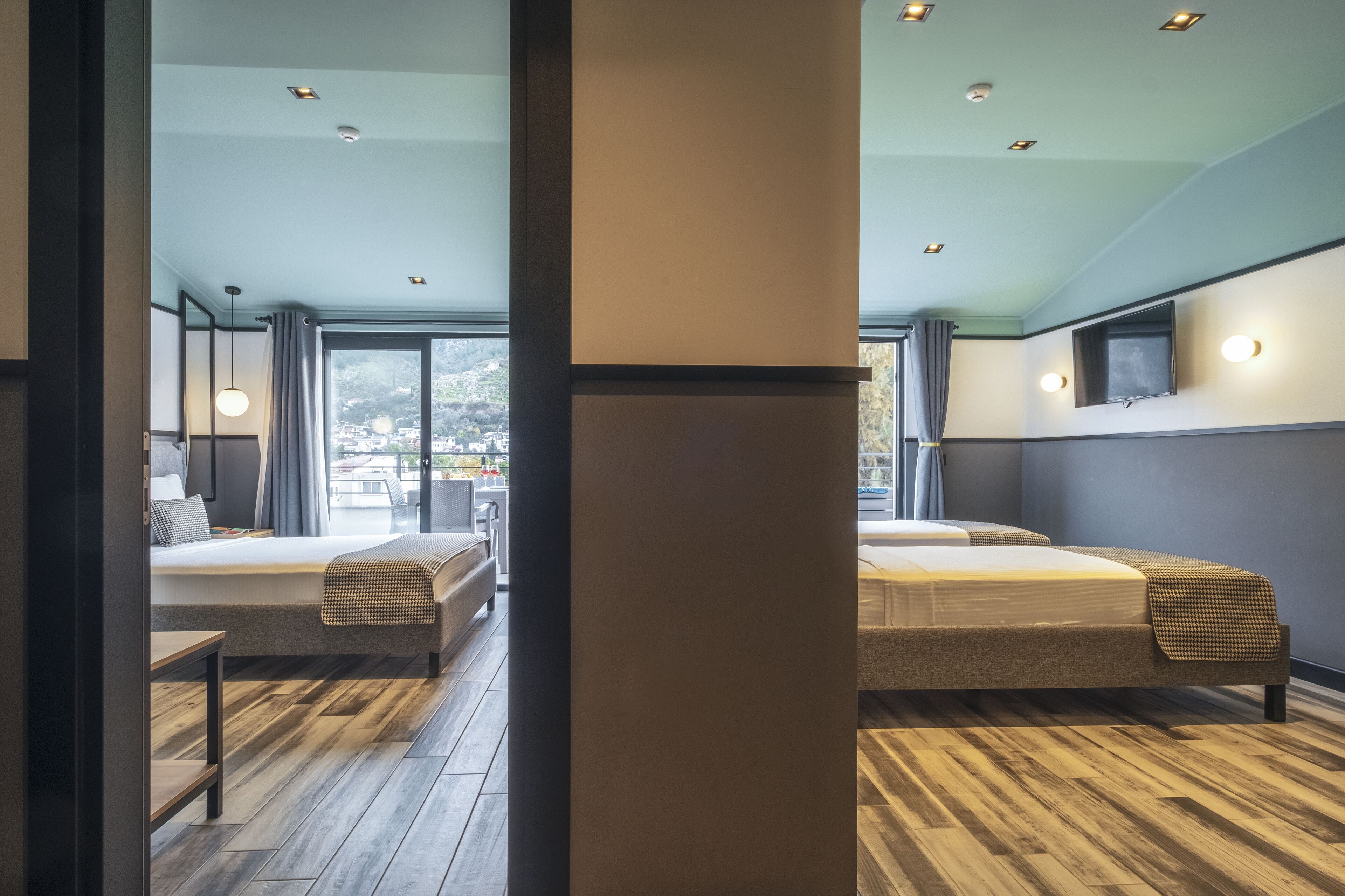 family room, terrace, sea view | minibar, in-room safe, soundproofing, free wifi