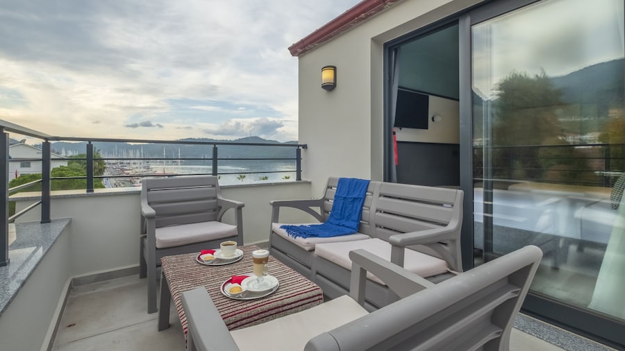 City Life Demir Hotel