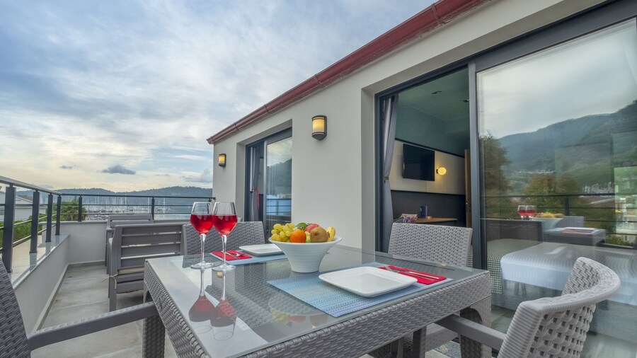 City Life Demir Hotel