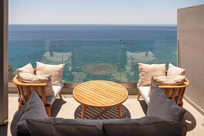 Terrace/patio - Steps to Beach,dazzling sea view (Rethymno)