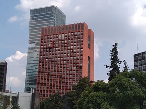 Exterior - INCREDIBLE NEW APARTMENT IN REFORMA, 3 BDRM 3 BATH (Tabacalera)