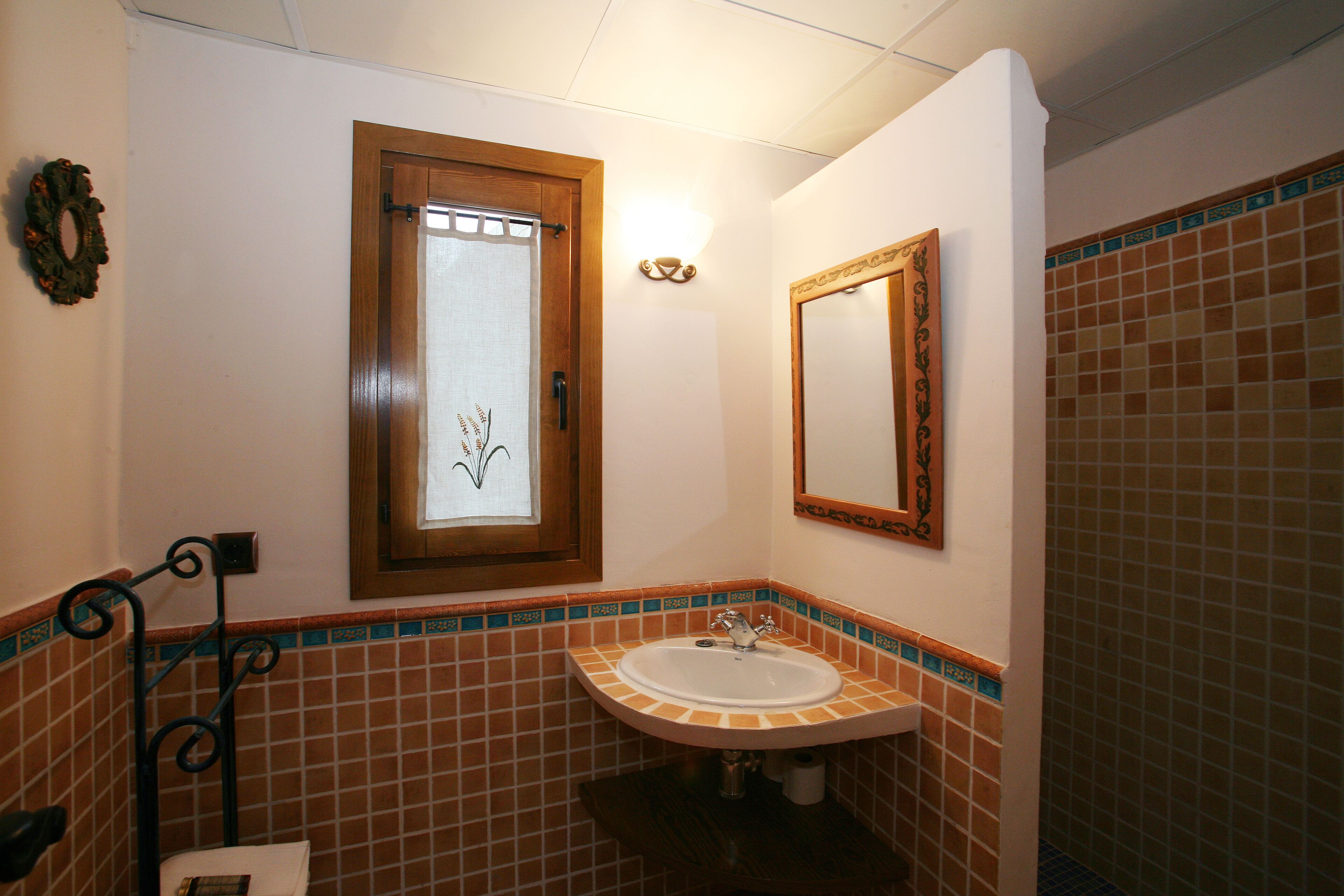 LOS PEDREGALES RURAL HOUSE FOR 2-4 PEOPLE. LA ATALAYA APARTMENT