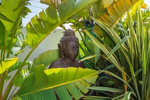 Exterior detail - Special offer: Villa Almond with sea views (Sant Josep de sa Talaia)