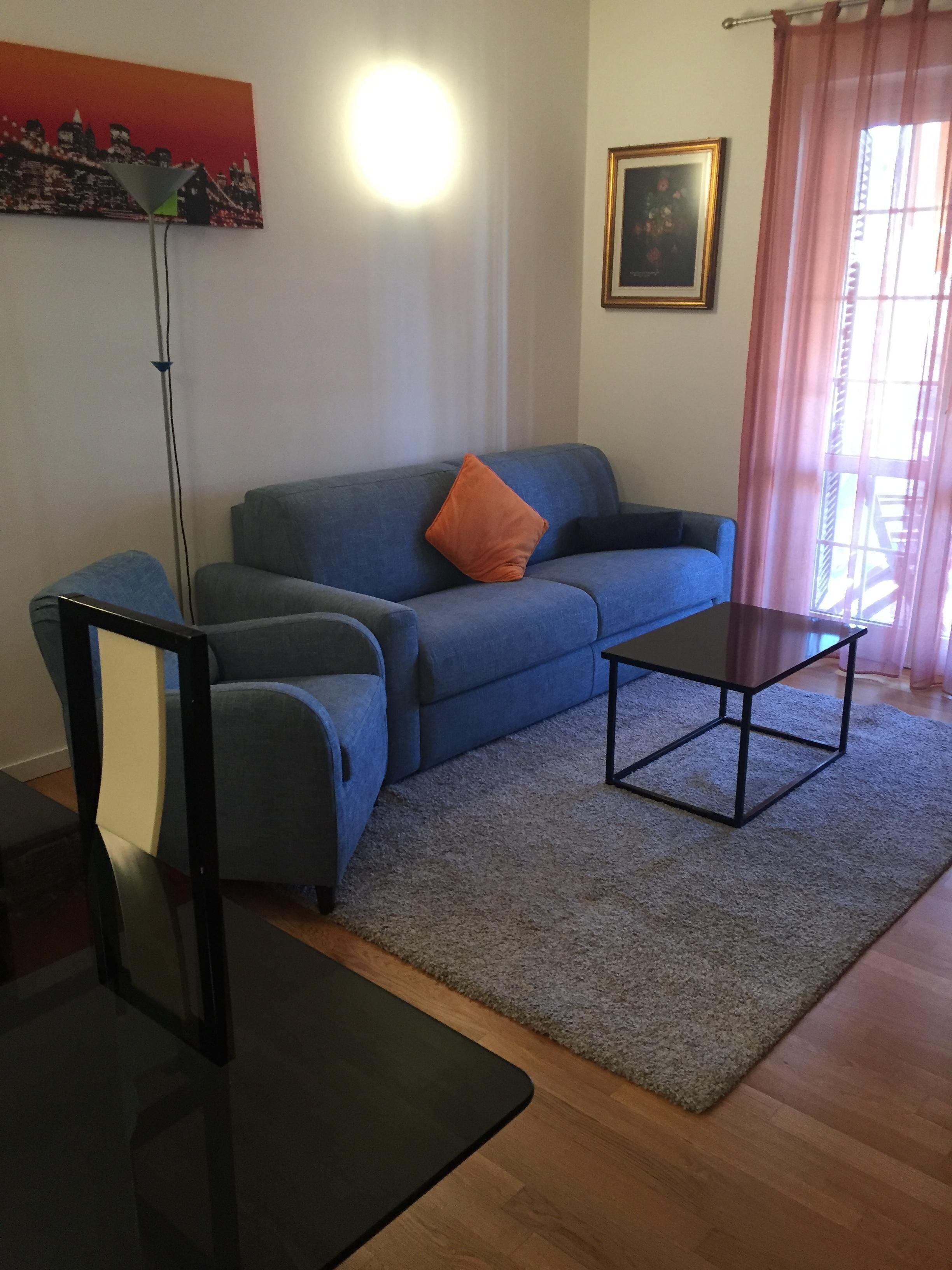 Casa al mare Gina Apartment located 800 meters from the sea and 500 meters from the Fair 