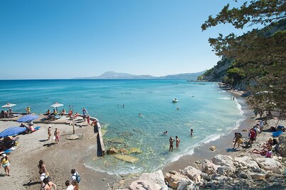 Blue Dream villa: a seaside beauty in Euboea island