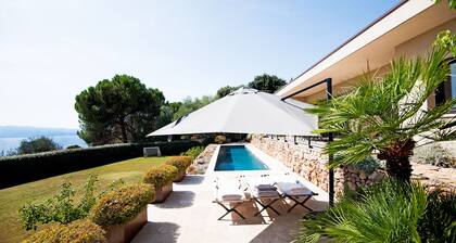 Villa Torretta, Piscine, Vue Mer