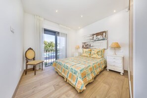 3 chambres, accès Internet, draps fournis