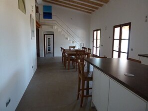 Dining - Beautiful traditional style house with charm, located in El Pilar de La Mola. (Pilar de la Mola)