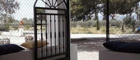 2 bedrooms, desk, iron/ironing board, travel cot