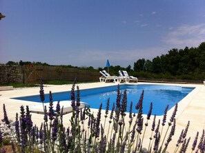 Piscine extérieure, piscine chauffée