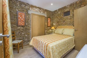 3 chambres, accès Internet, draps fournis