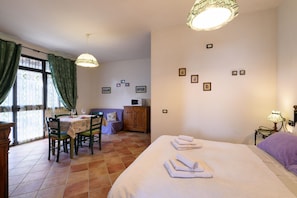 4 sovrum, strykjärn/strykbräda, wi-fi och sängkläder